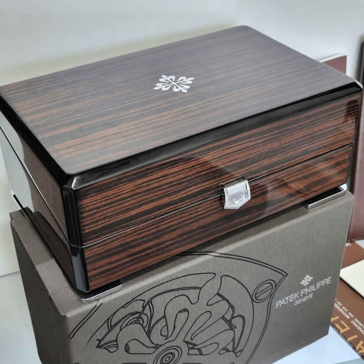Sorelyne Patek Philippe Style Wood Box and Certificate photo 2